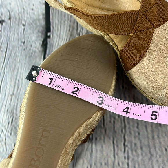 BORN DRILLES MEADE Tan Suede Leather Closed Toe Sling Back Espadrille Wedges - Picture 10 of 17